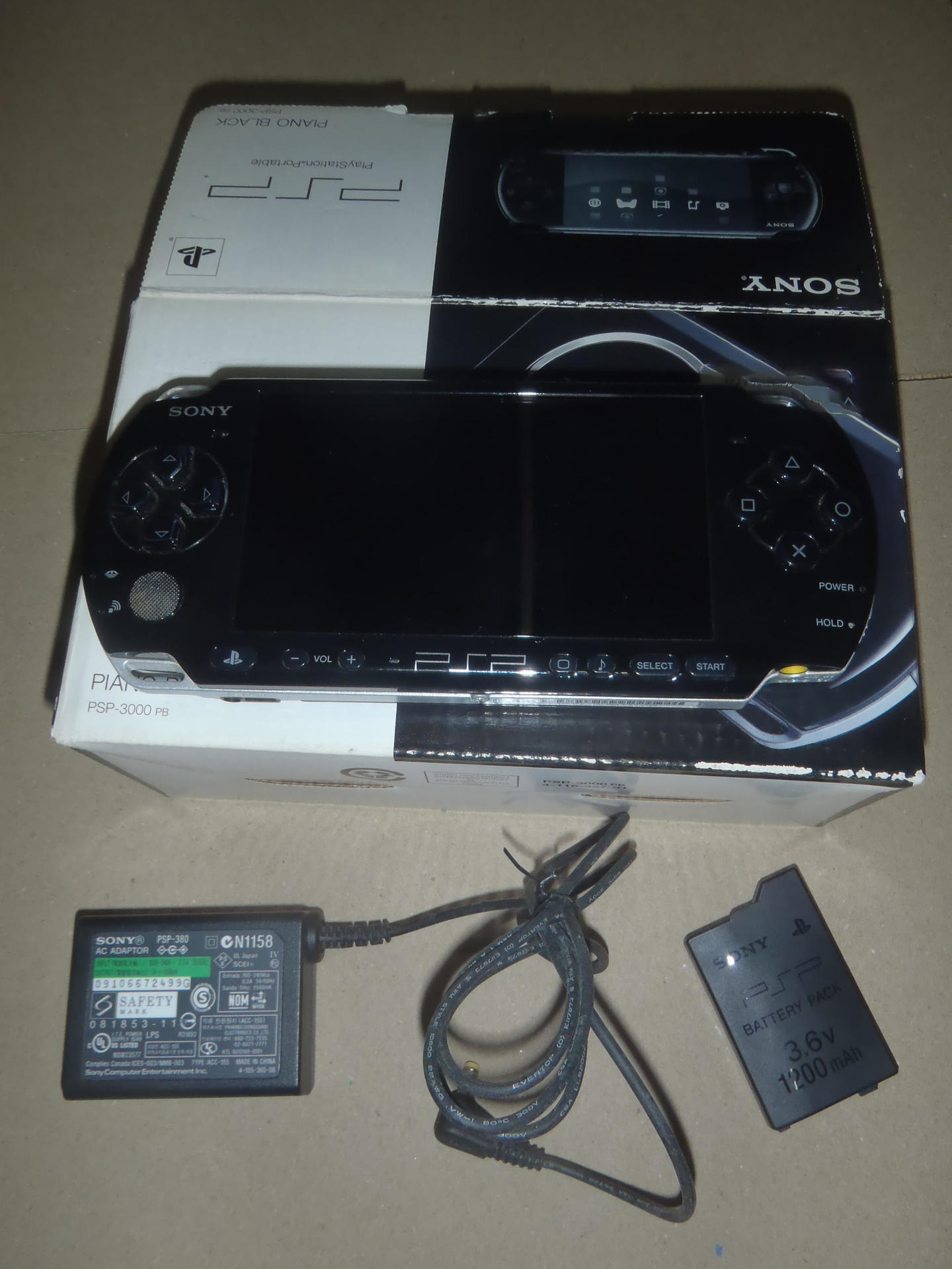 PSP-3000を直してみた（かった）: ふるさとりの寝不足ブログ（保存版）